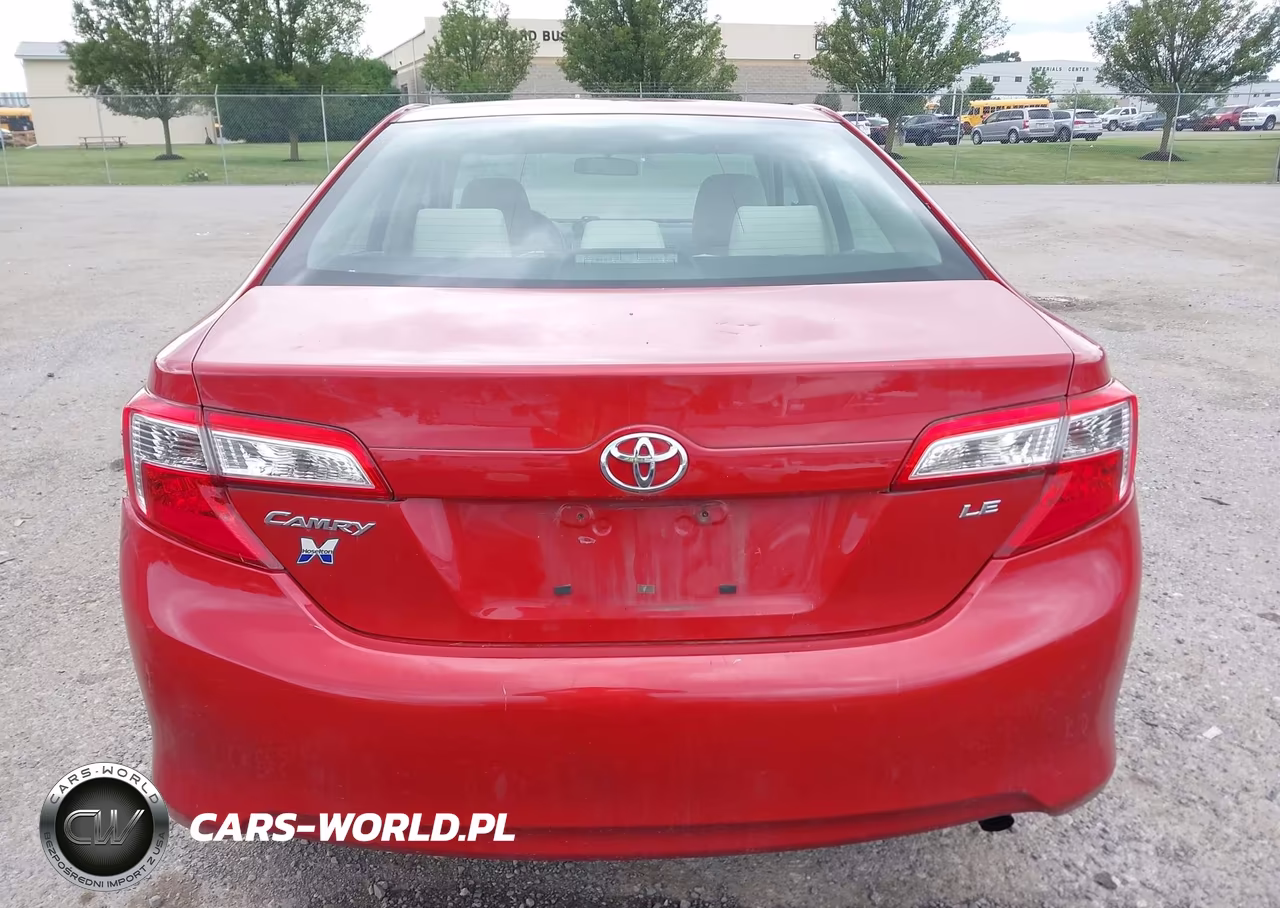 2013 Toyota Camry Le VIN:4T4BF1FK9DR306460 - 16