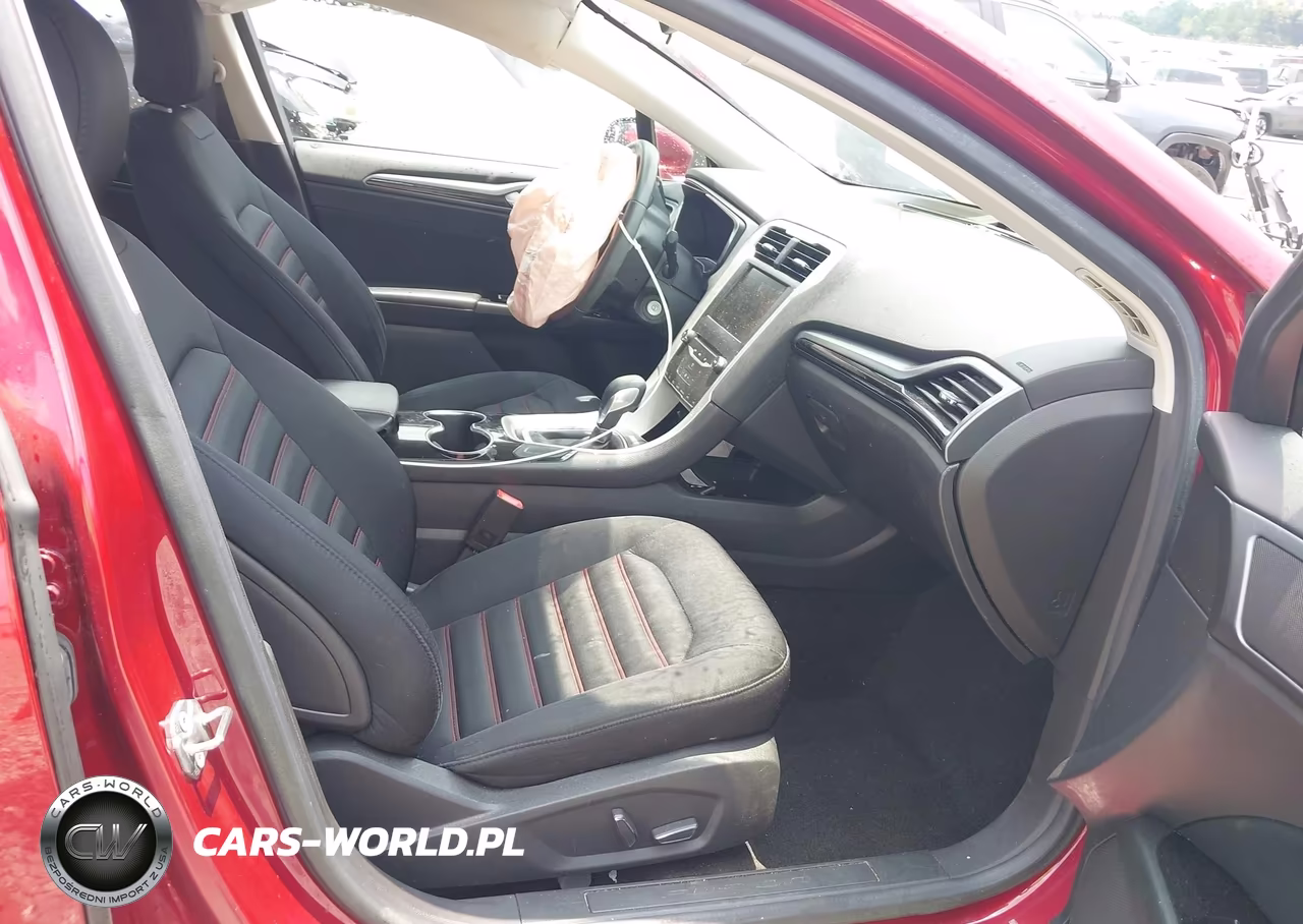 2015 Ford Fusion Se VIN:3FA6P0H96FR211047 - 5