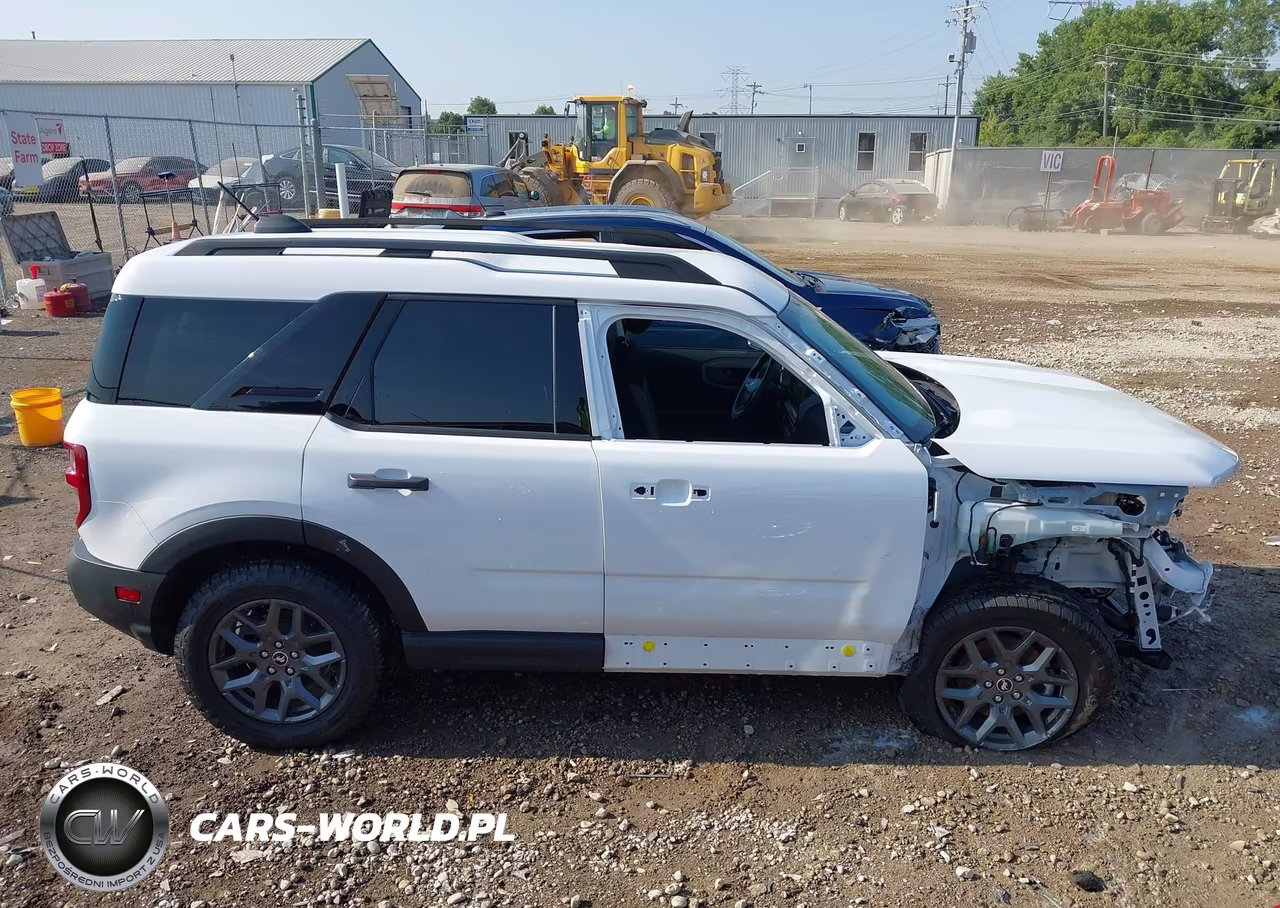 2025 Ford Bronco Sport Big Bend VIN:3FMCR9BN2SRE84316 - 14