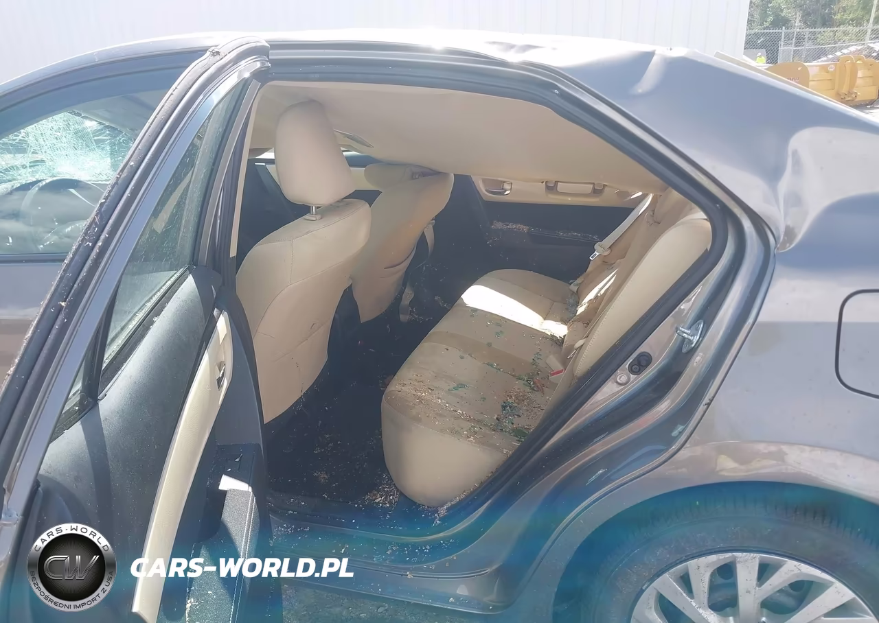 2018 Toyota Corolla Le VIN:2T1BURHE9JC015329 - 8