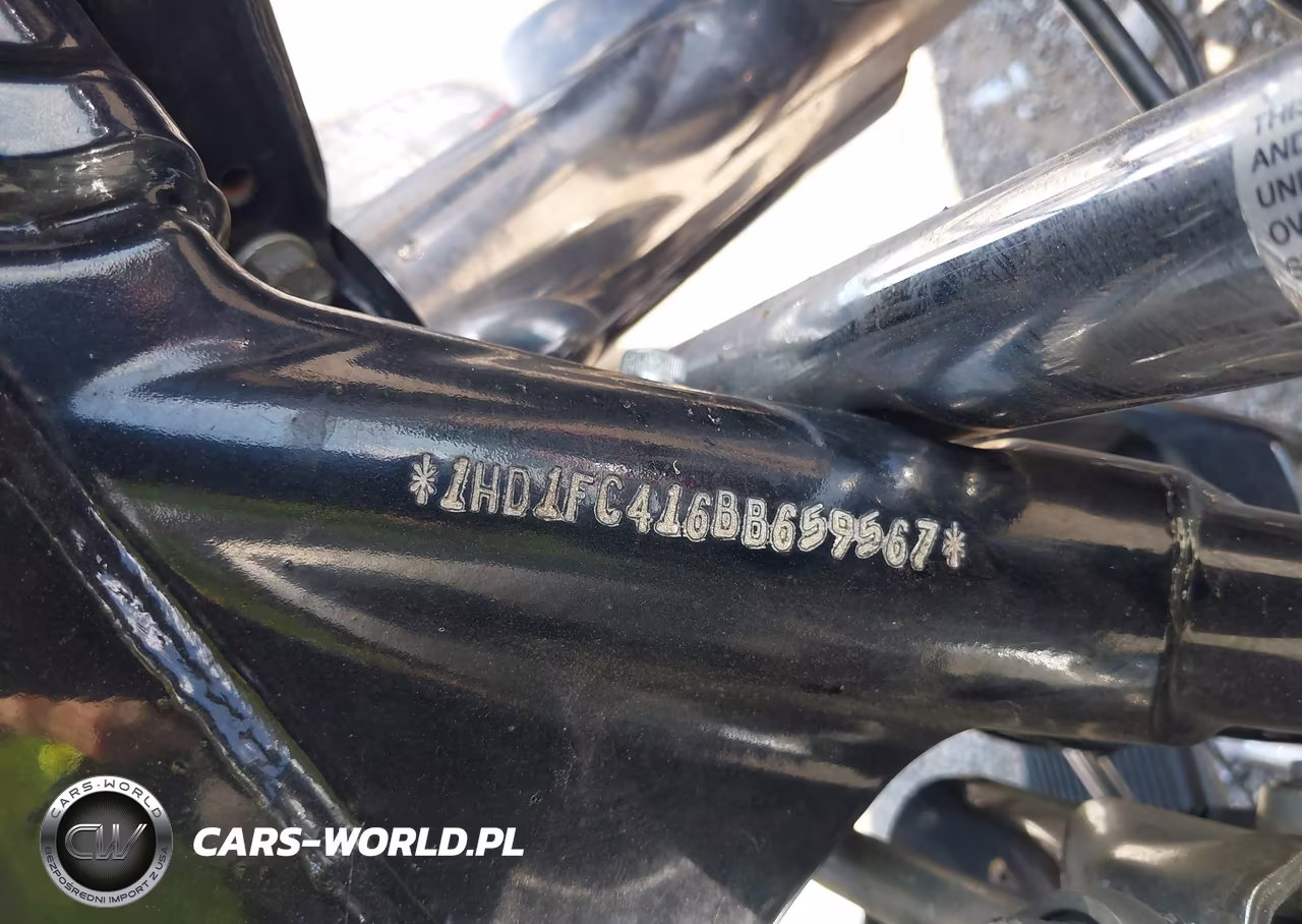 2011 Harley-Davidson Flhtcu VIN:1HD1FC416BB659567 - 10