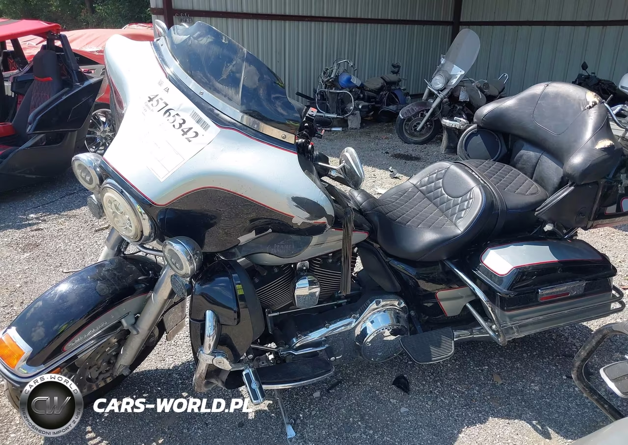 2011 Harley-Davidson Flhtcu VIN:1HD1FC416BB659567 - 12