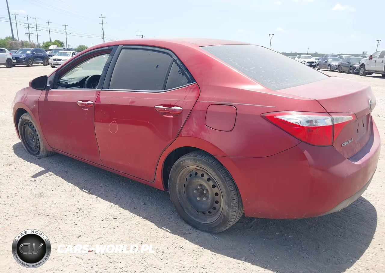 2015 Toyota Corolla Le VIN:5YFBURHE3FP203951 - 3