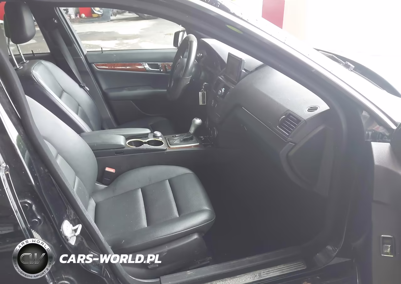 2010 Mercedes-Benz C 300 Luxury 4Matic-Sport 4Matic VIN:WDDGF8BB7AR102005 - 5