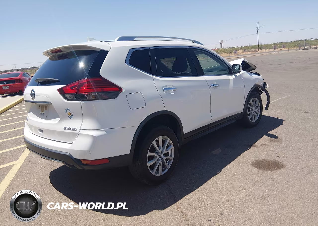 2017 Nissan Rogue Sv VIN:JN8AT2MV3HW000696 - 4