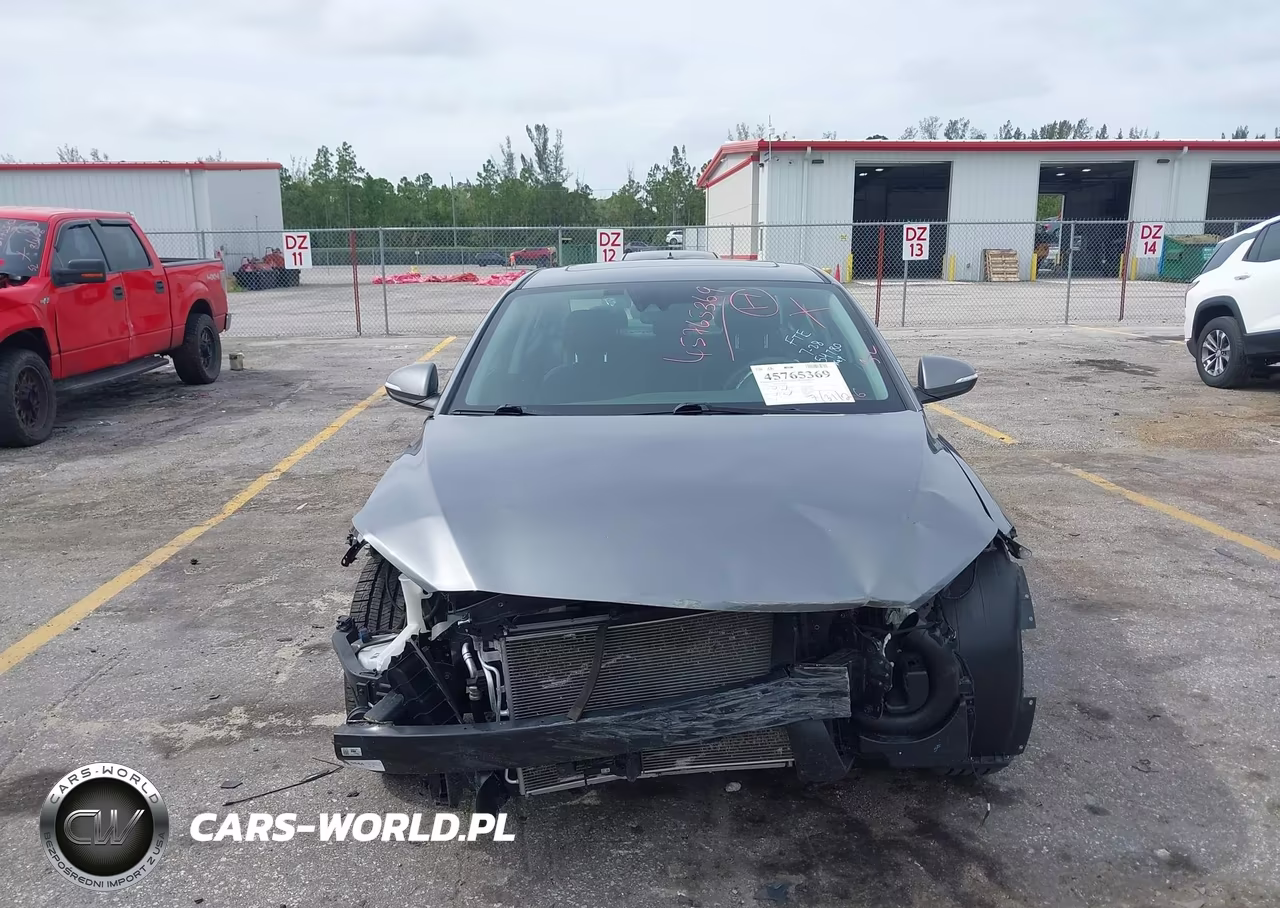 2018 Hyundai Elantra Limited VIN:5NPD84LF3JH354780 - 13