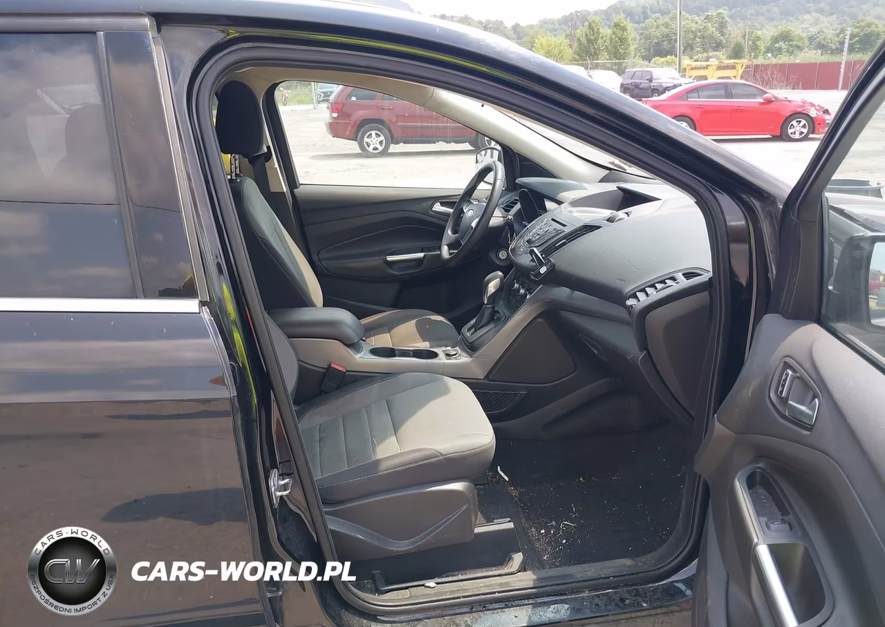 2016 Ford Escape Se VIN:1FMCU9GX8GUC21899 - 5