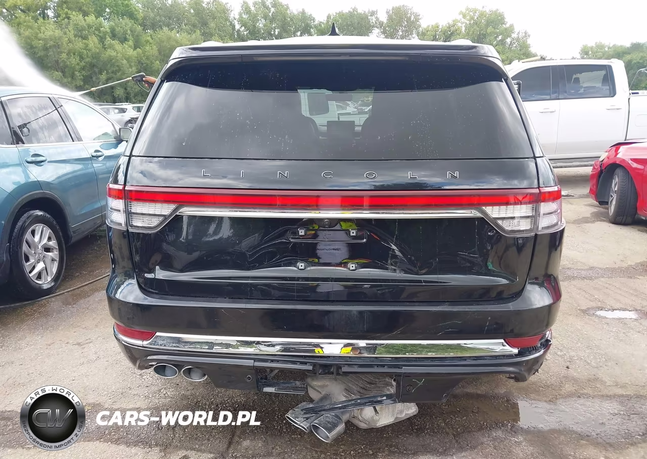 2022 Lincoln Aviator Black Label VIN:5LM5J9XC3NGL20895 - 16