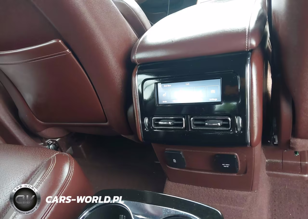 2022 Lincoln Aviator Black Label VIN:5LM5J9XC3NGL20895 - 17