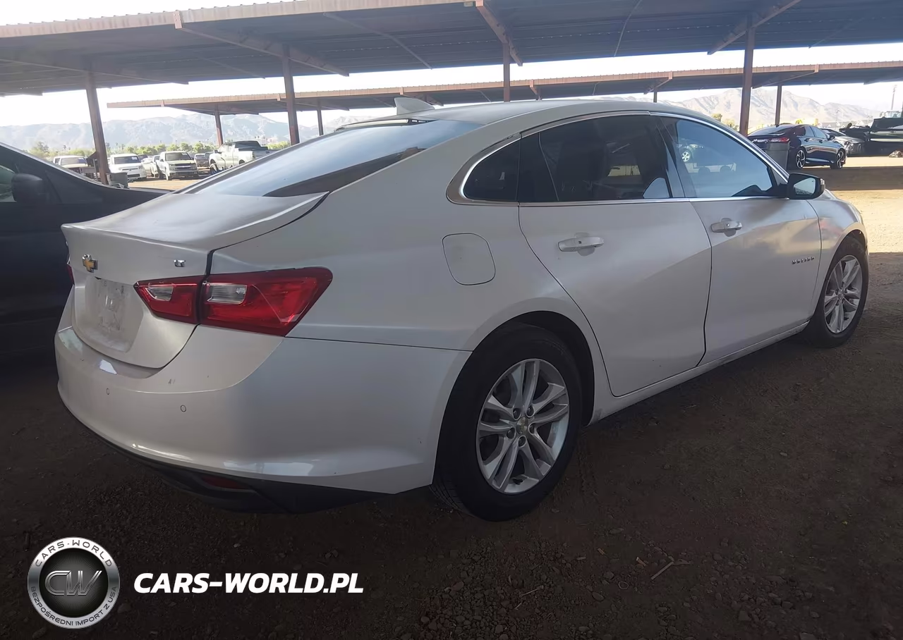 2017 Chevrolet Malibu 1Lt VIN:1G1ZE5ST1HF242858 - 4