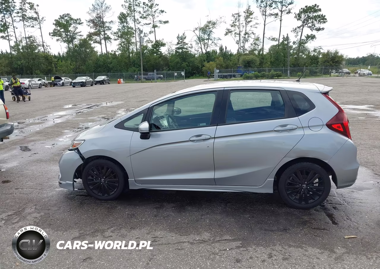 2020 Honda Fit Sport VIN:3HGGK5H67LM702768 - 13