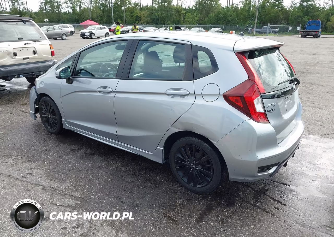 2020 Honda Fit Sport VIN:3HGGK5H67LM702768 - 3