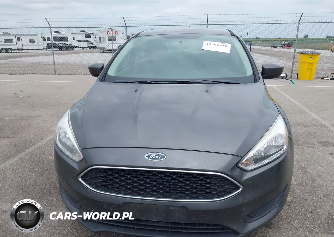 2018 Ford Focus Se VIN:1FADP3K22JL270155 - 6