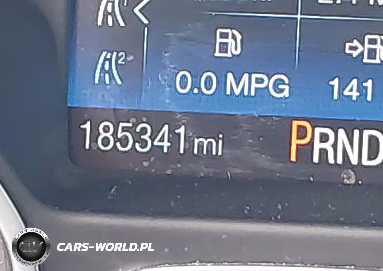 2018 Ford Focus Se VIN:1FADP3K22JL270155 - 7