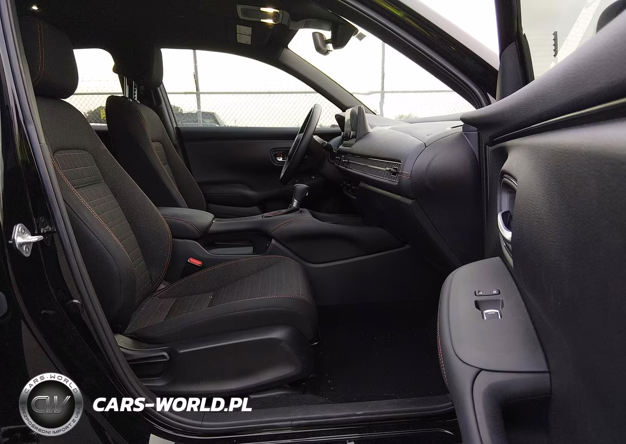 2025 Honda Hr-V Awd Sport VIN:3CZRZ2H57SM735531 - 5