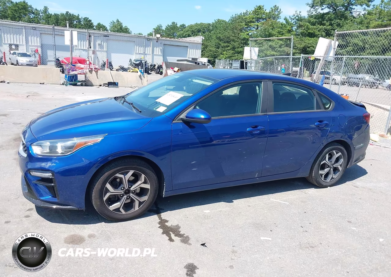 2019 Kia Forte Lxs VIN:3KPF24AD0KE063798 - 14