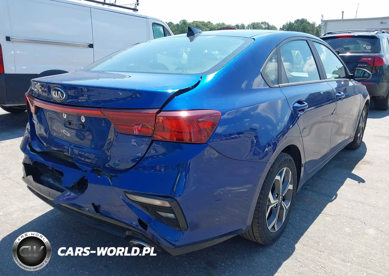 2019 Kia Forte Lxs VIN:3KPF24AD0KE063798 - 4