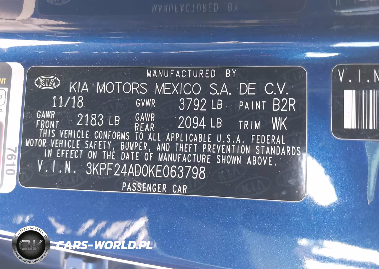 2019 Kia Forte Lxs VIN:3KPF24AD0KE063798 - 9