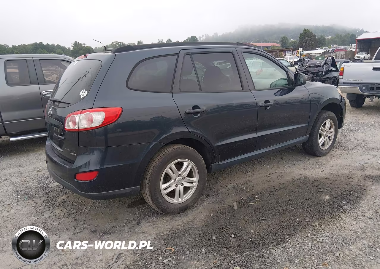 2011 Hyundai Santa Fe VIN:5XYZGDAB8BG018673 - 4
