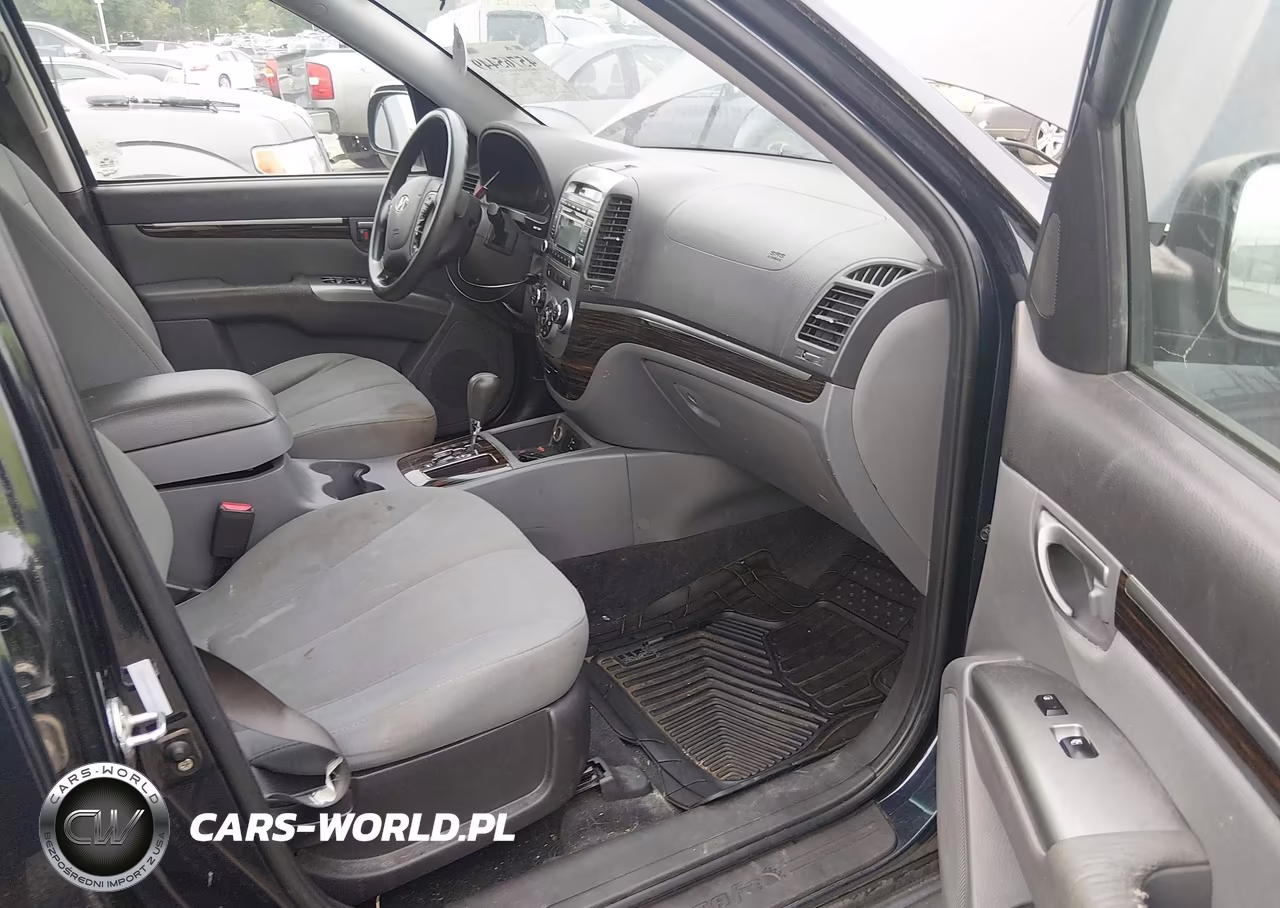 2011 Hyundai Santa Fe VIN:5XYZGDAB8BG018673 - 5