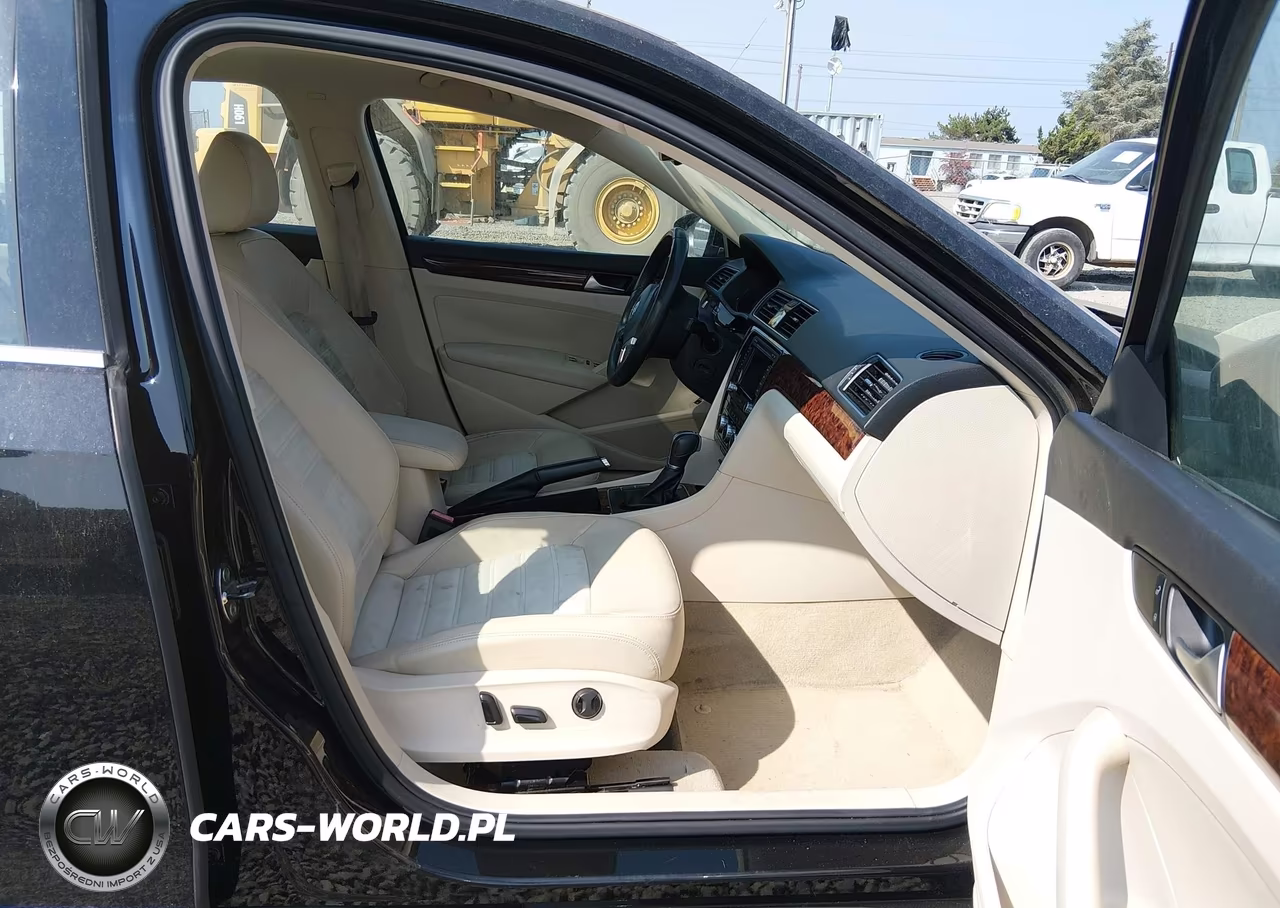 2012 Volkswagen Passat 2.0L Tdi Sel Premium VIN:1VWCN7A38CC083712 - 5