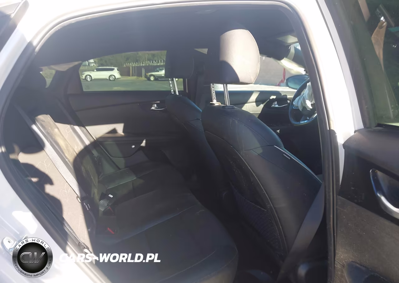 2023 Kia Forte Gt-Line VIN:3KPF54AD2PE602839 - 8