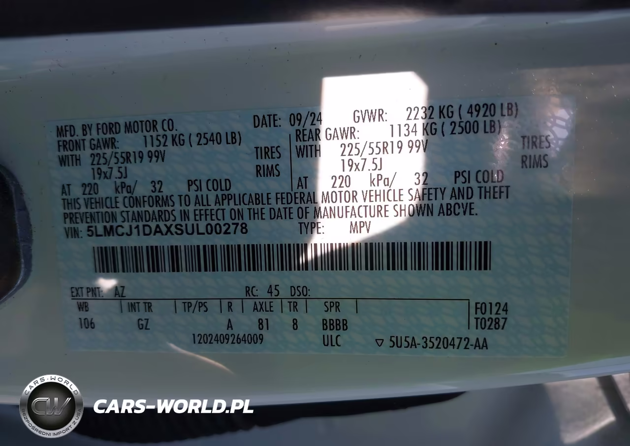 2025 Lincoln Corsair Premiere VIN:5LMCJ1DAXSUL00278 - 9