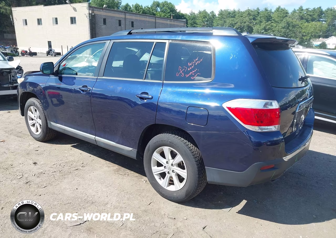 2011 Toyota Highlander Se V6 VIN:5TDBK3EH6BS050890 - 3