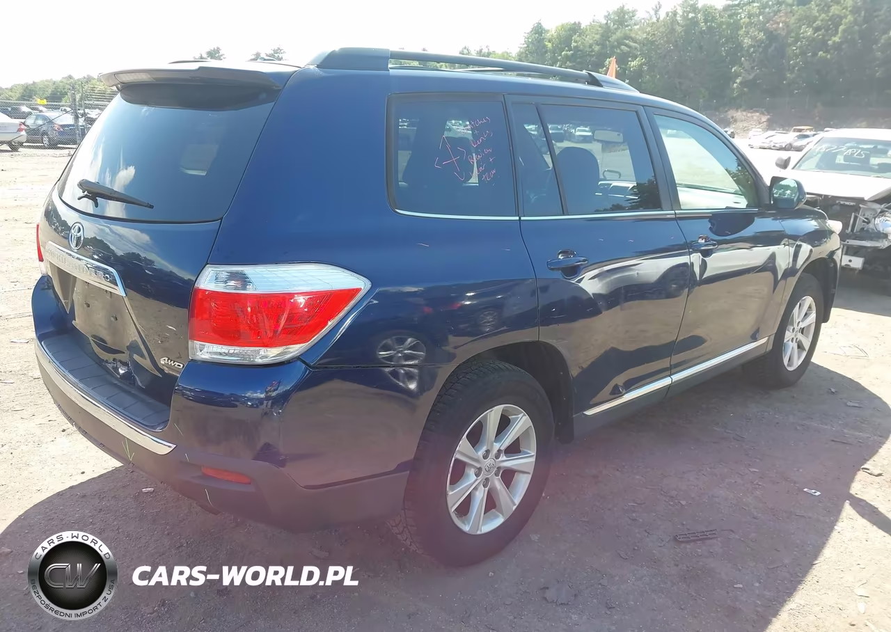2011 Toyota Highlander Se V6 VIN:5TDBK3EH6BS050890 - 4