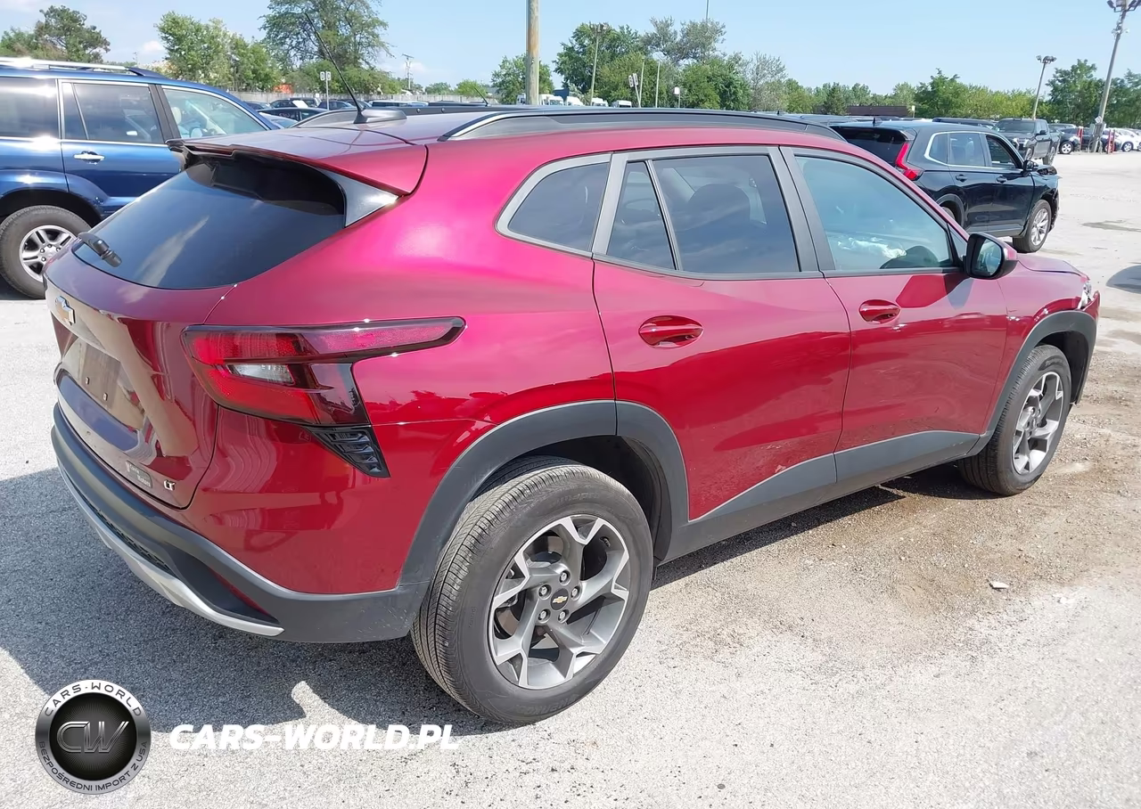 2025 Chevrolet Trax Fwd Lt VIN:KL77LHEPXSC181567 - 4