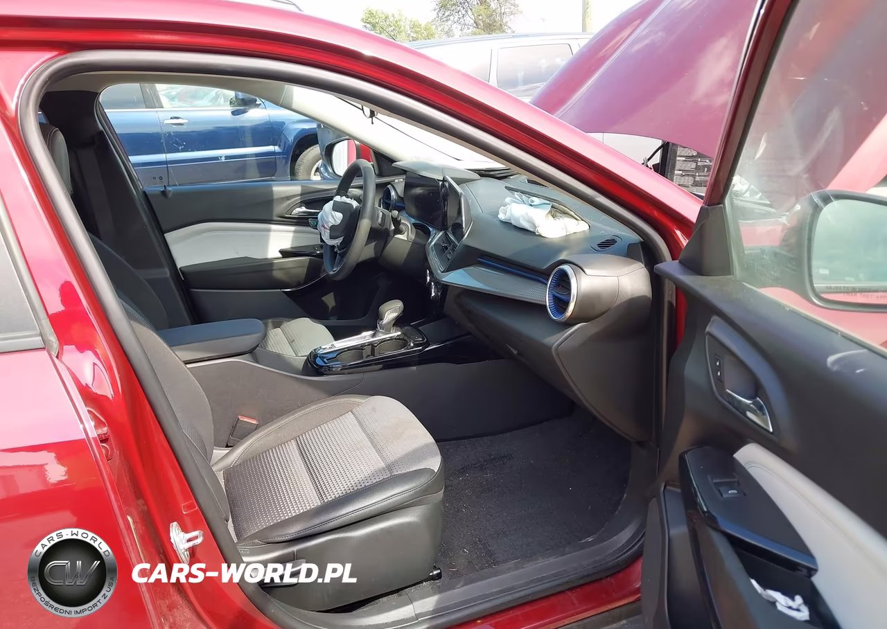 2025 Chevrolet Trax Fwd Lt VIN:KL77LHEPXSC181567 - 5