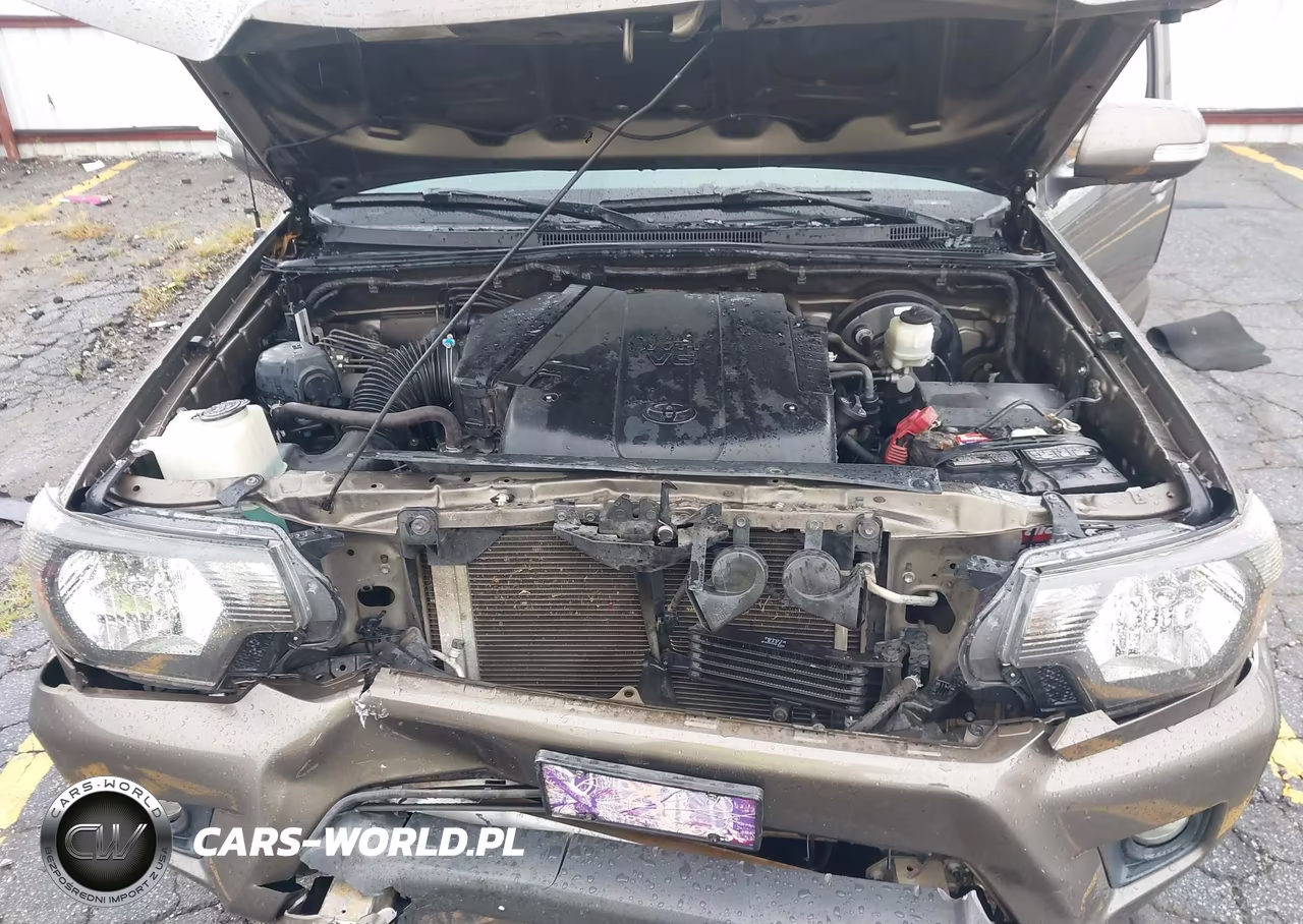 2015 Toyota Tacoma Prerunner V6 VIN:5TFJU4GNXFX083907 - 10