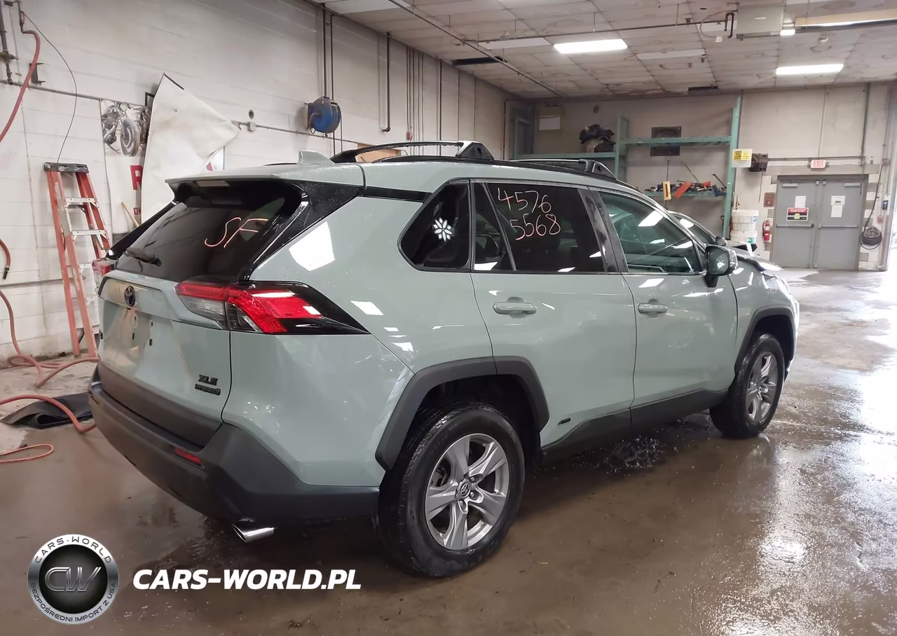 2022 Toyota Rav4 Hybrid Xle VIN:4T3RWRFV2NU077842 - 4