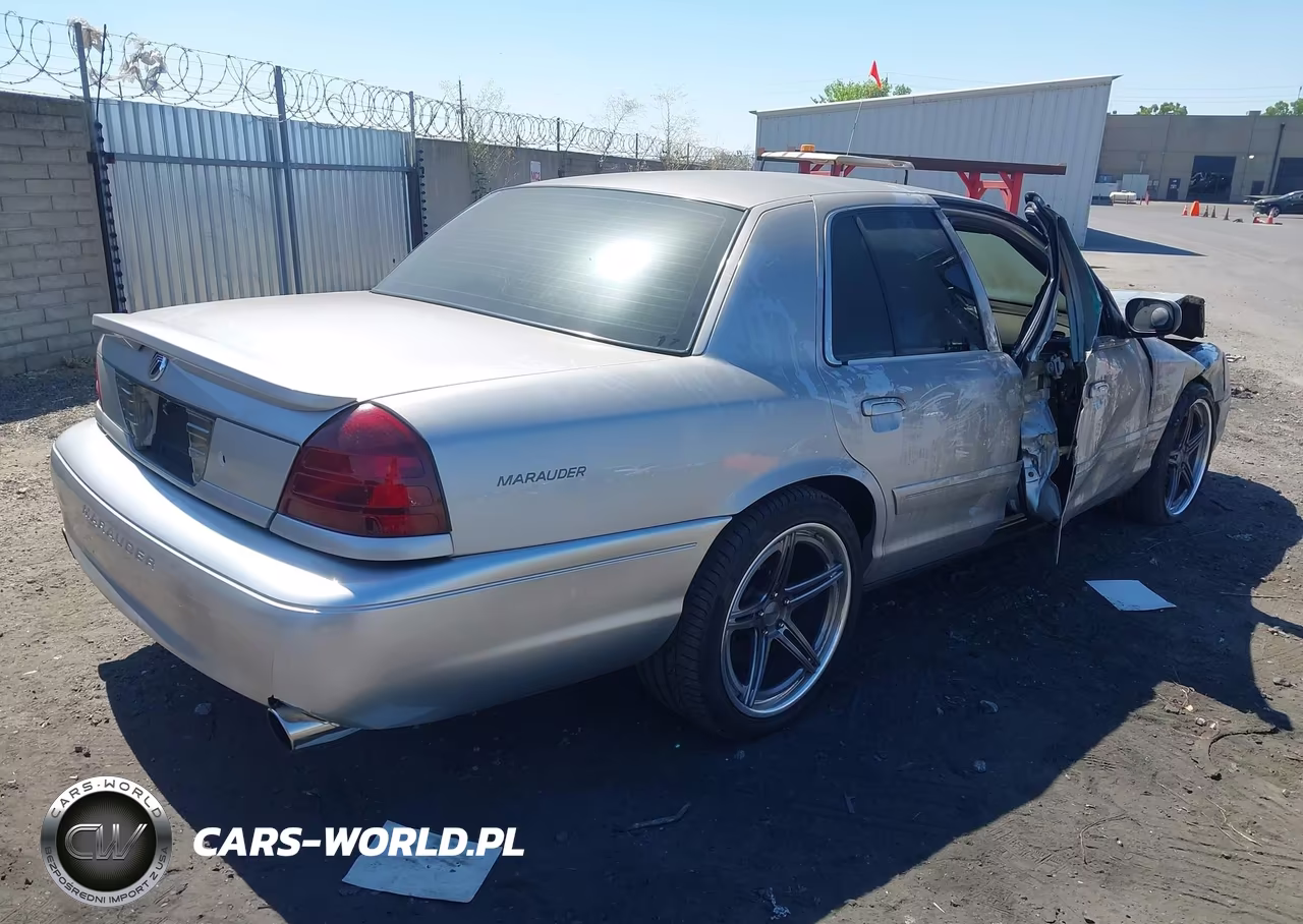 2004 Mercury Marauder VIN:2MEHM79V24X608722 - 4