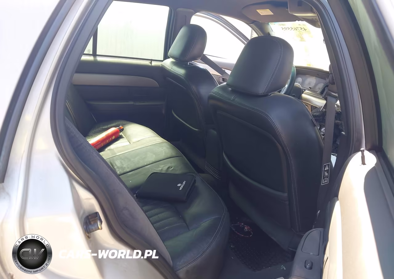 2004 Mercury Marauder VIN:2MEHM79V24X608722 - 8