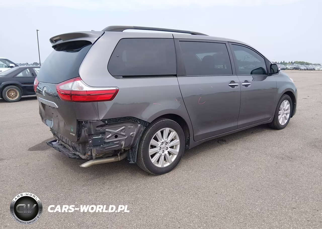 2017 Toyota Sienna Limited Premium 7 Passenger VIN:5TDYZ3DC6HS786457 - 4