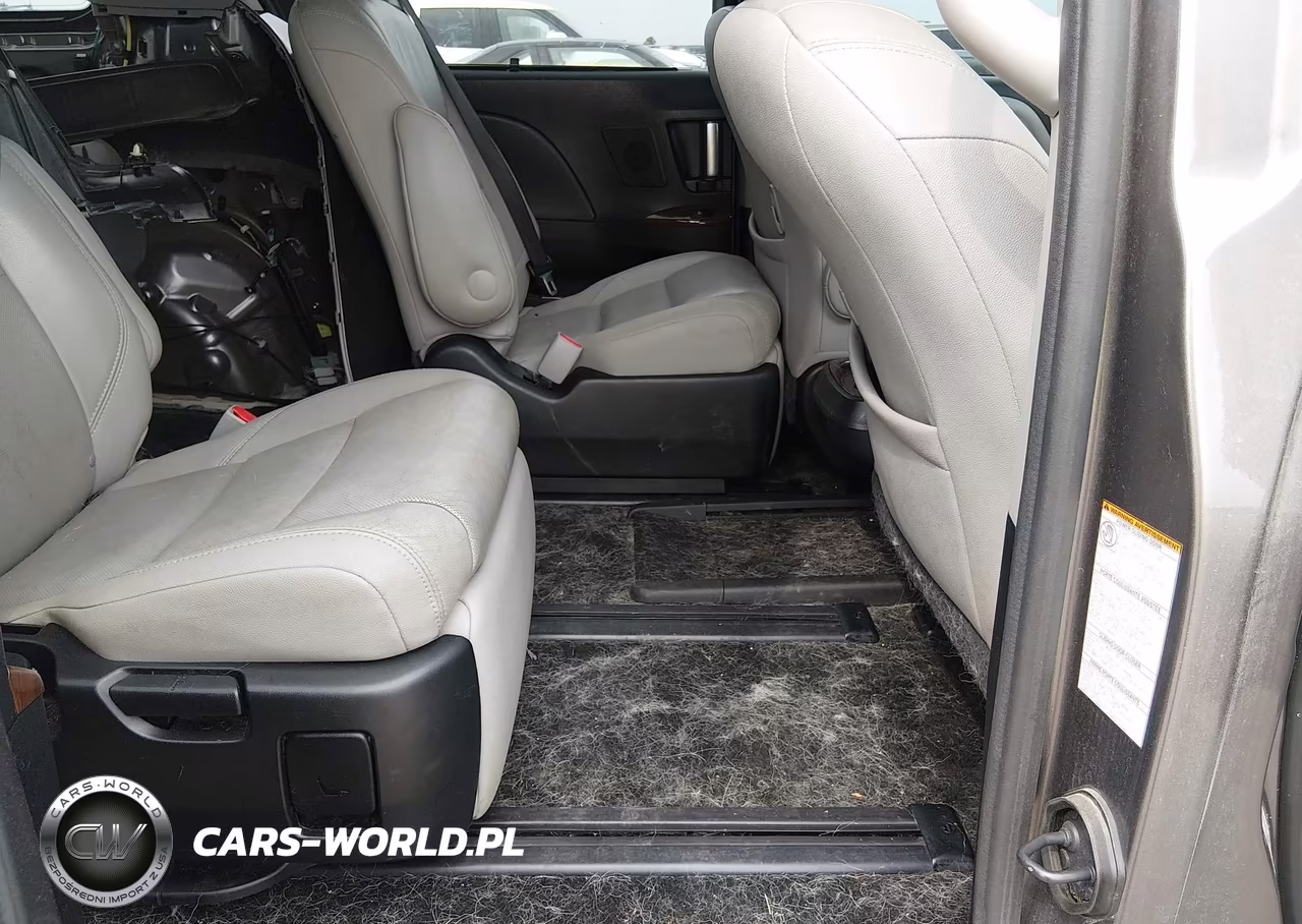 2017 Toyota Sienna Limited Premium 7 Passenger VIN:5TDYZ3DC6HS786457 - 8