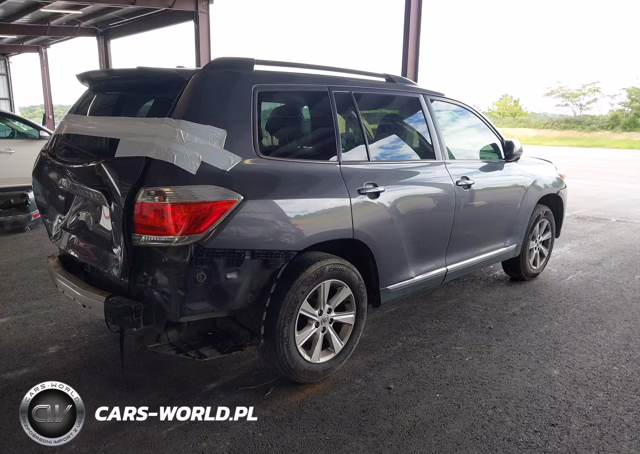 2013 Toyota Highlander Se V6 VIN:5TDZK3EH3DS123828 - 4