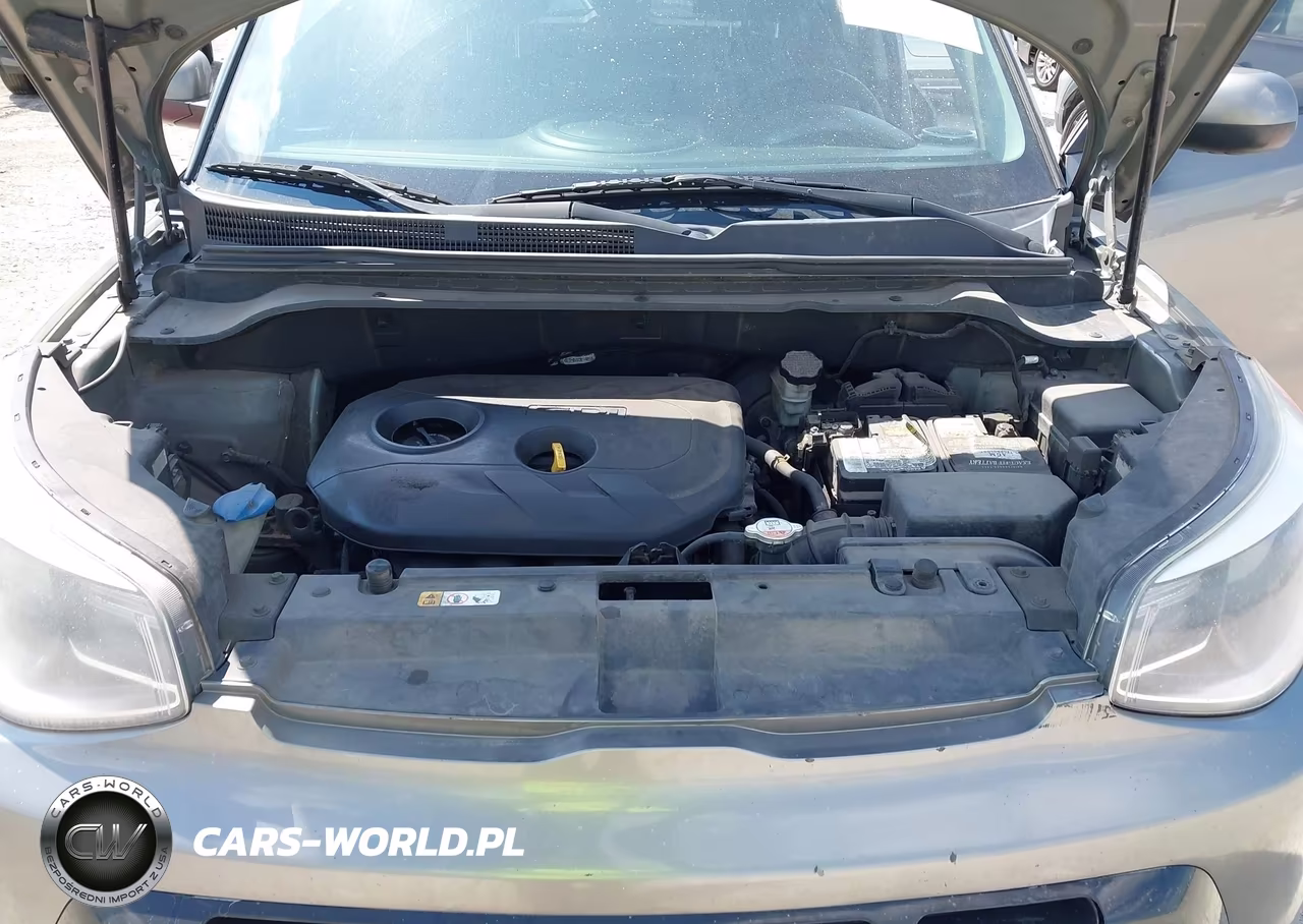 2016 Kia Soul + VIN:KNDJP3A53G7321799 - 10