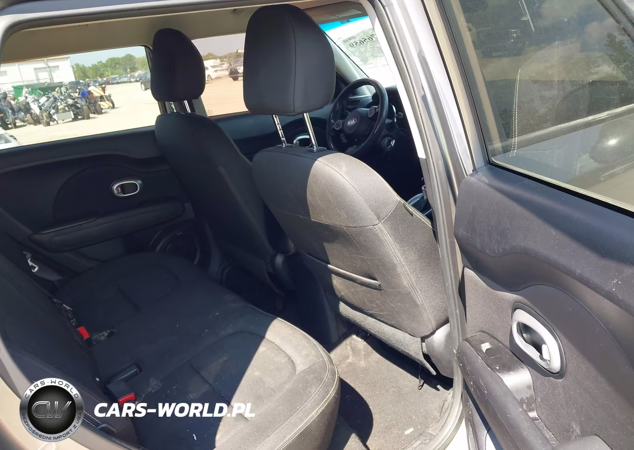 2016 Kia Soul + VIN:KNDJP3A53G7321799 - 8