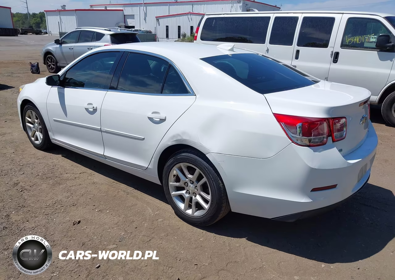 2015 Chevrolet Malibu 1Lt VIN:1G11C5SL4FU131684 - 3