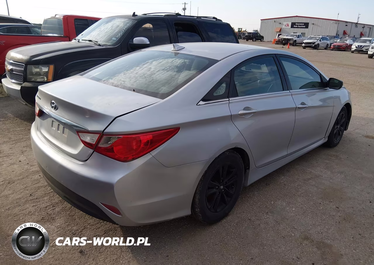 2014 Hyundai Sonata Gls VIN:5NPEB4AC4EH879528 - 4