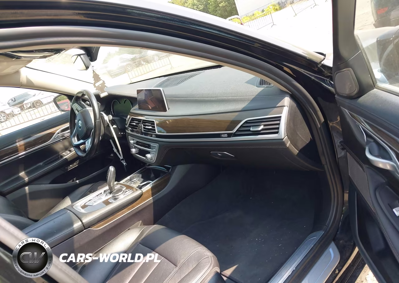 2019 BMW 740I VIN:WBA7E2C52KB218139 - 5