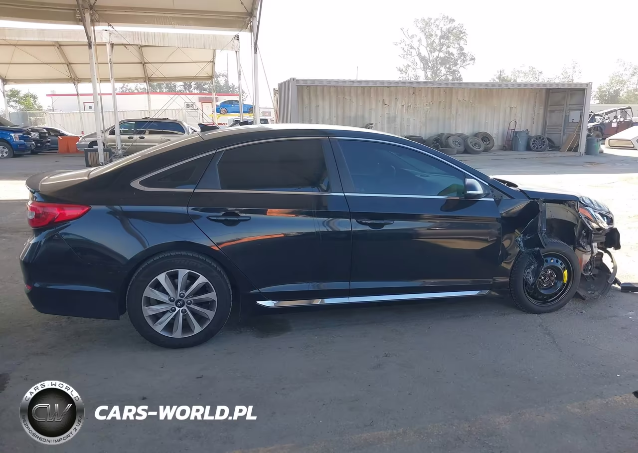 2015 Hyundai Sonata Sport VIN:5NPE34AF6FH076261 - 14
