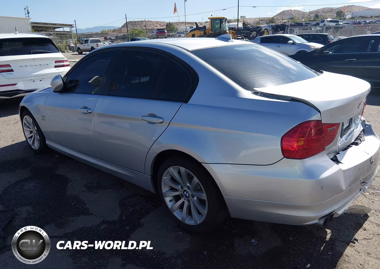 2011 BMW 328I xDrive VIN:WBAPK7C5XBF195269 - 3