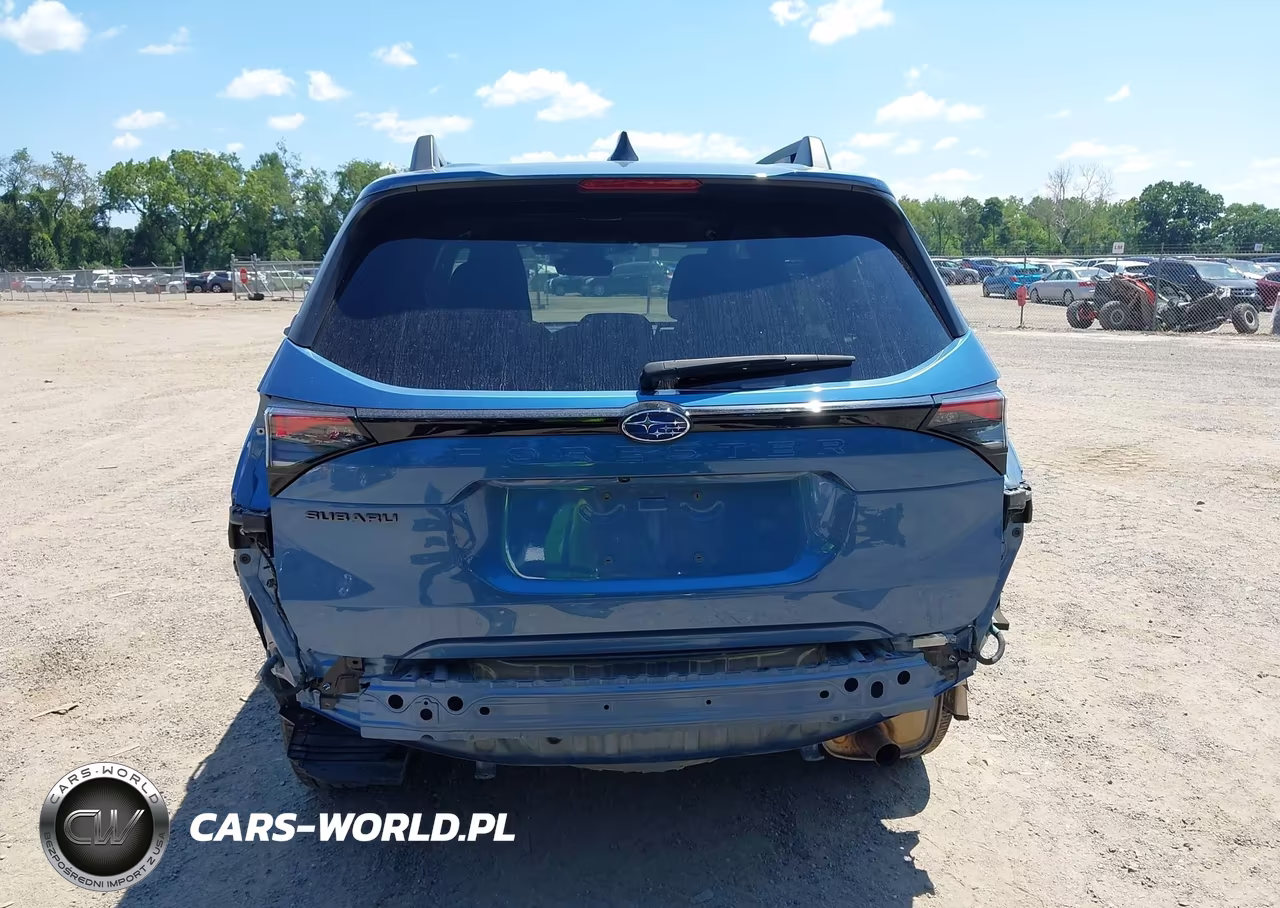 2025 Subaru Forester Premium VIN:JF2SLDBC4SH548927 - 17