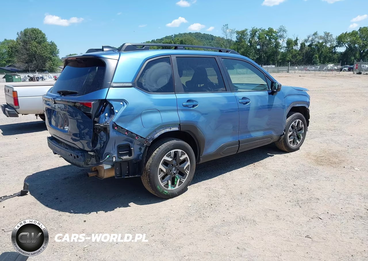 2025 Subaru Forester Premium VIN:JF2SLDBC4SH548927 - 4