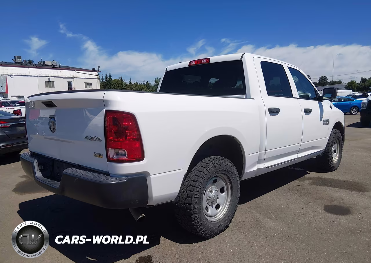 2018 Ram 1500 Tradesman 4X4 5'7 Box VIN:1C6RR7KG7JS306593 - 4