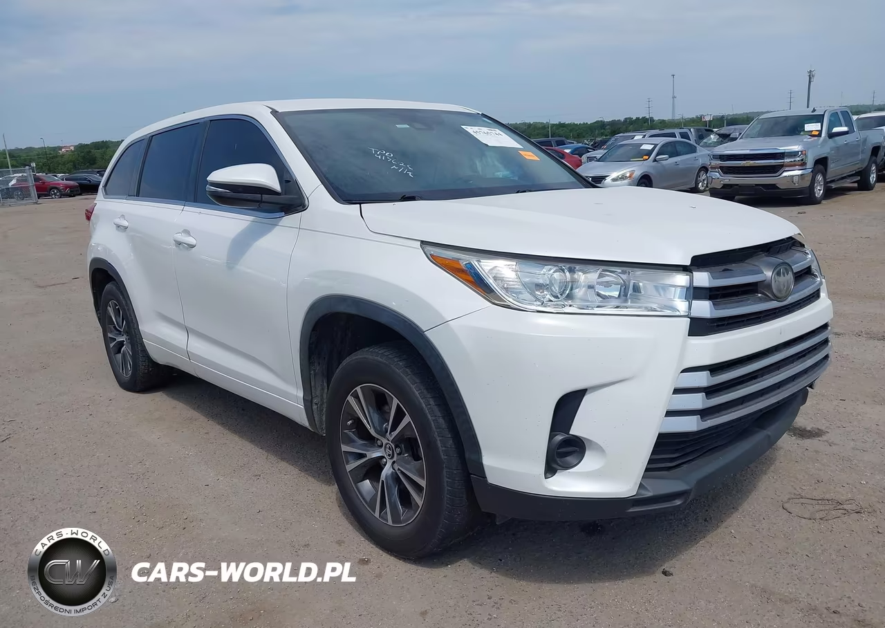 2017 Toyota Highlander Le