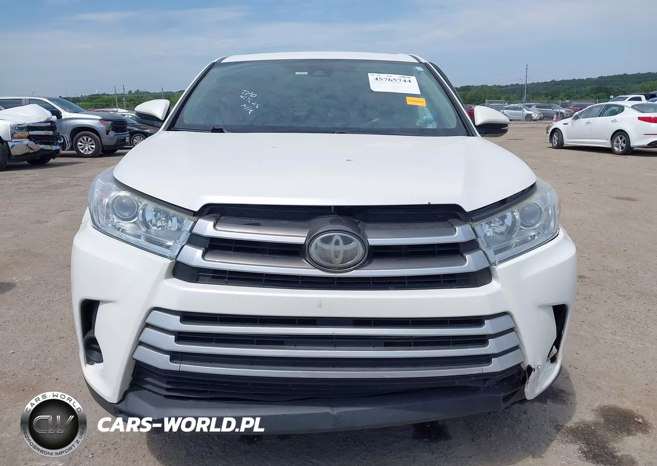 2017 Toyota Highlander Le VIN:5TDZARFH1HS024144 - 12